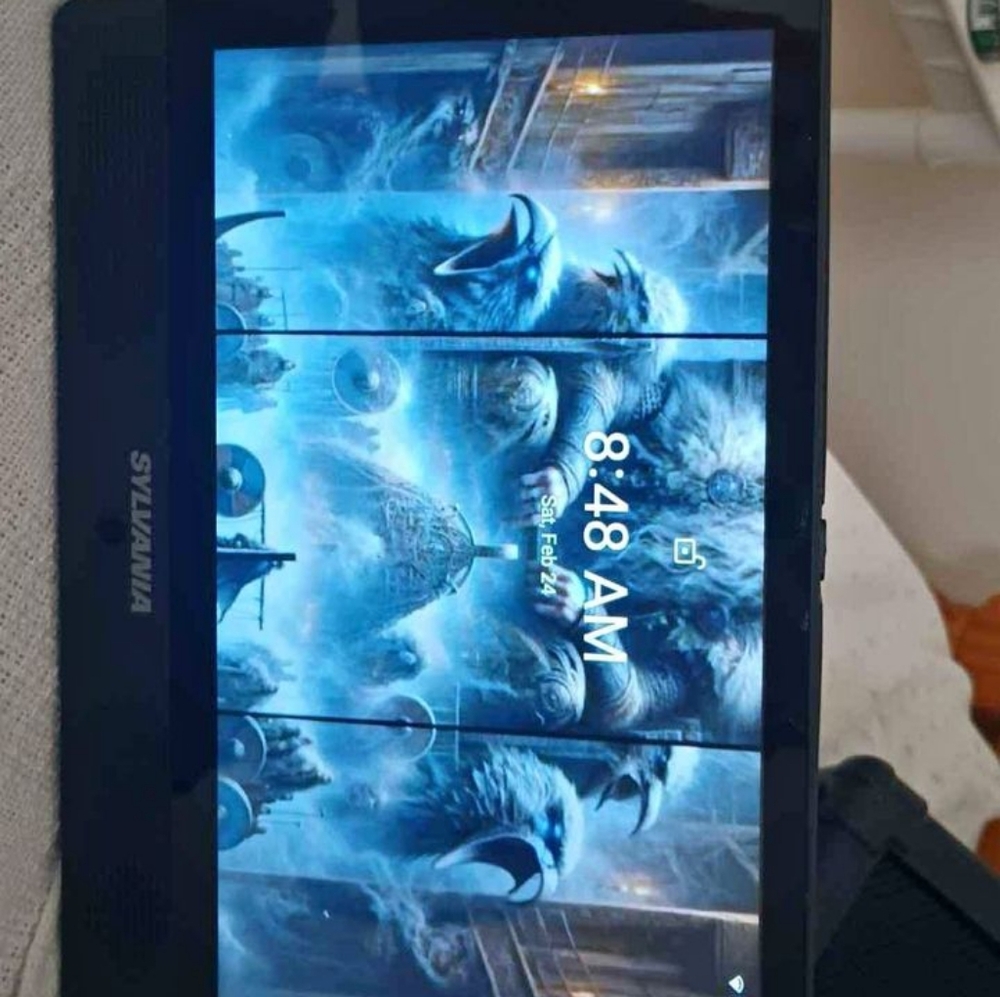 Sylvania Tablet/ DVD player